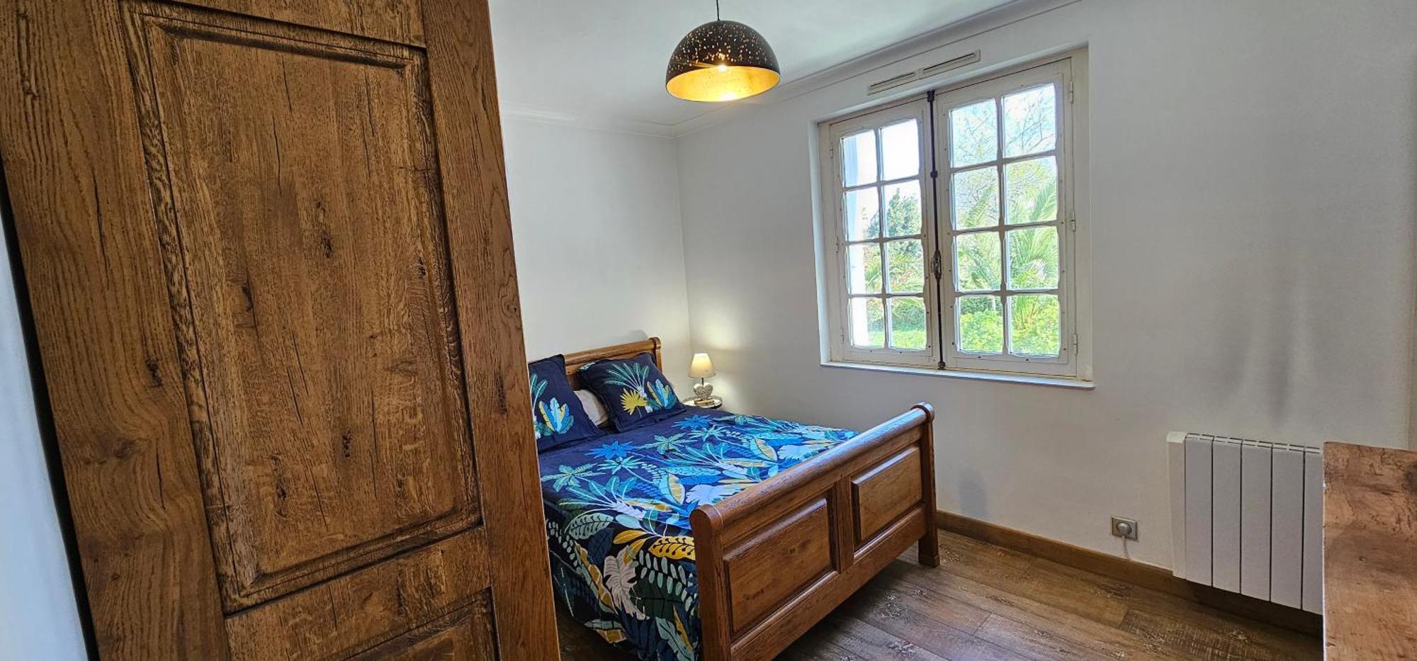 Chez Renee Et Raynal B&B Plounévez-Lochrist Exteriör bild