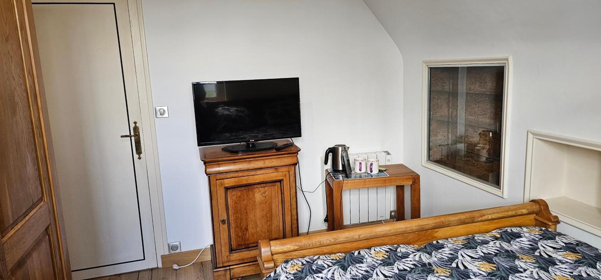 Chez Renee Et Raynal B&B Plounévez-Lochrist Exteriör bild