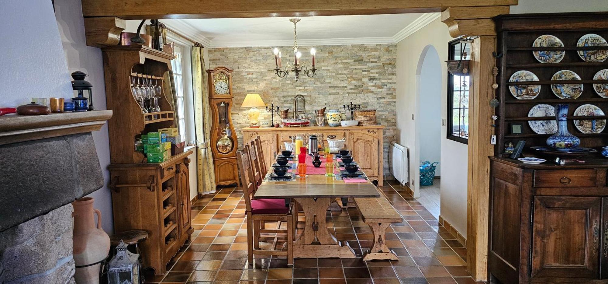 Chez Renee Et Raynal B&B Plounévez-Lochrist Exteriör bild